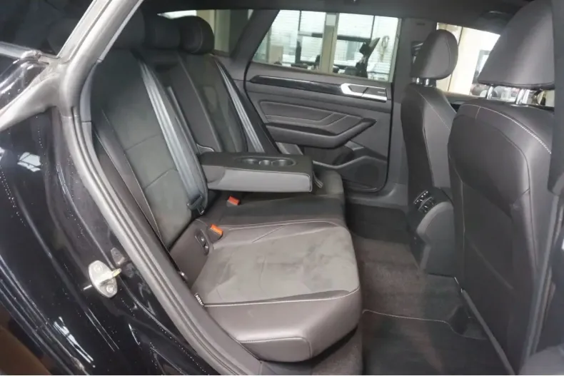 Volkswagen Arteon din 2021 cu 22.763 km - oferta VOL125299 - foto 10