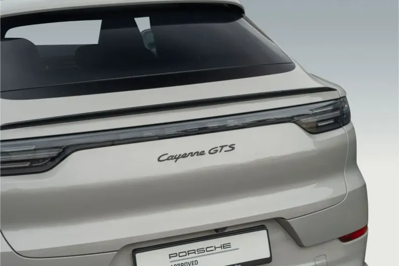 Porsche Cayenne din 2022 cu 19.300 km - oferta POR125304 - foto 10