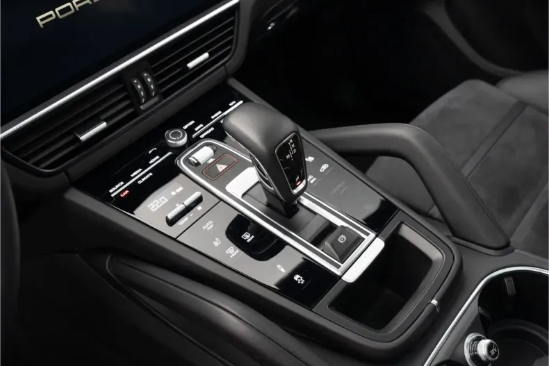 Porsche Cayenne din 2022 cu 19.300 km - oferta POR125304 - foto 36