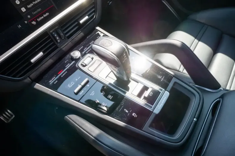 Porsche Cayenne din 2022 cu 45.500 km - oferta POR125306 - foto 8