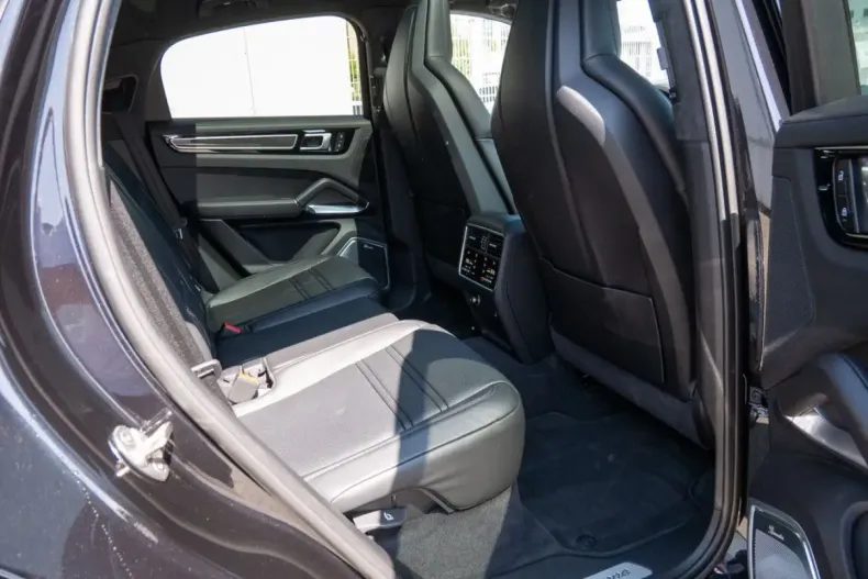 Porsche Cayenne din 2022 cu 45.500 km - oferta POR125306 - foto 11