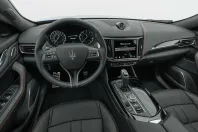 Maserati Levante din 2024 cu 9.900 km - oferta MAS125311 - foto 12