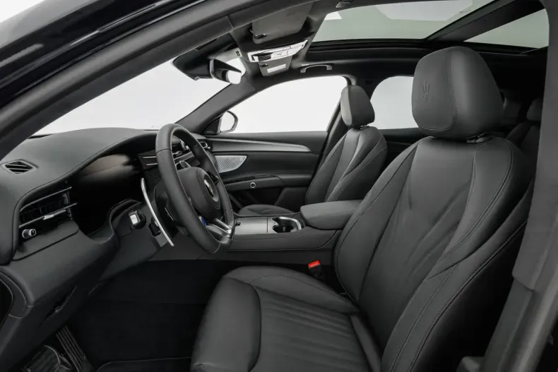 Maserati Grecale din 2023 cu 19.900 km - oferta MAS125312 - foto 10