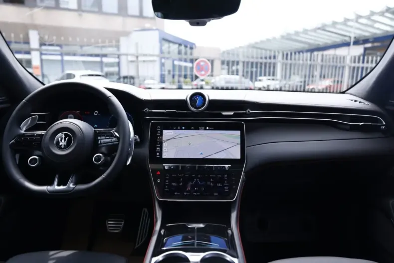 Maserati Grecale din 2023 cu 34.900 km - oferta MAS125313 - foto 6