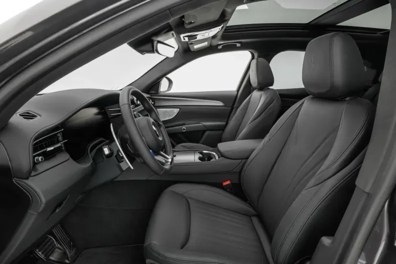 Maserati Grecale din 2024 cu 60 km - oferta MAS125314 - foto 5