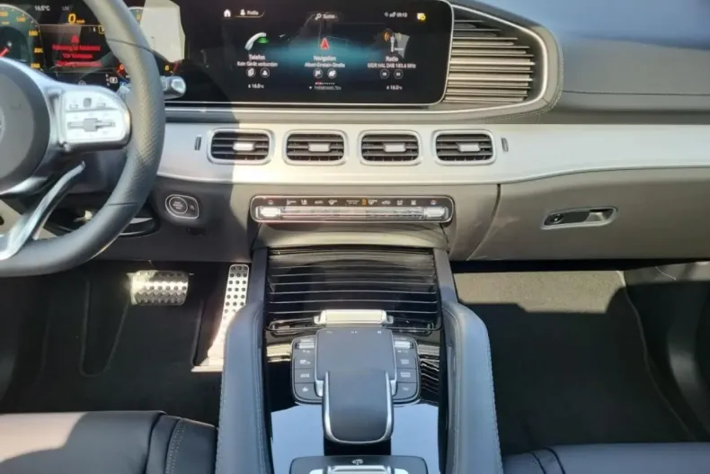 Mercedes-Benz GLE 400 din 2023 cu 21.123 km - oferta MER125319 - foto 7