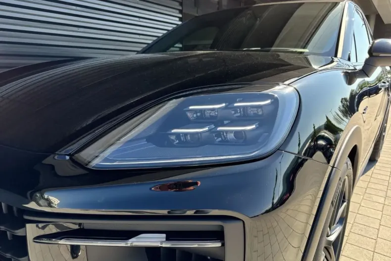 Porsche Cayenne din 2024 cu 9.900 km - oferta POR125325 - foto 3