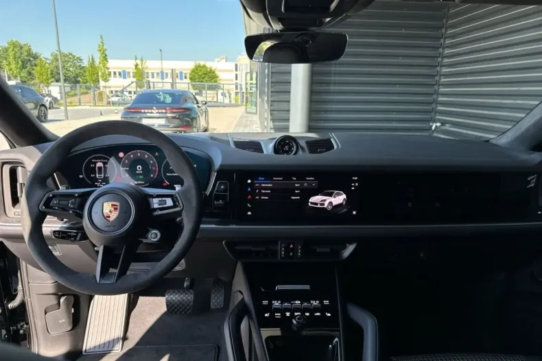 Porsche Cayenne din 2024 cu 9.900 km - oferta POR125325 - foto 8