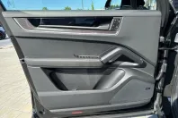 Porsche Cayenne din 2024 cu 9.900 km - oferta POR125325 - foto 13