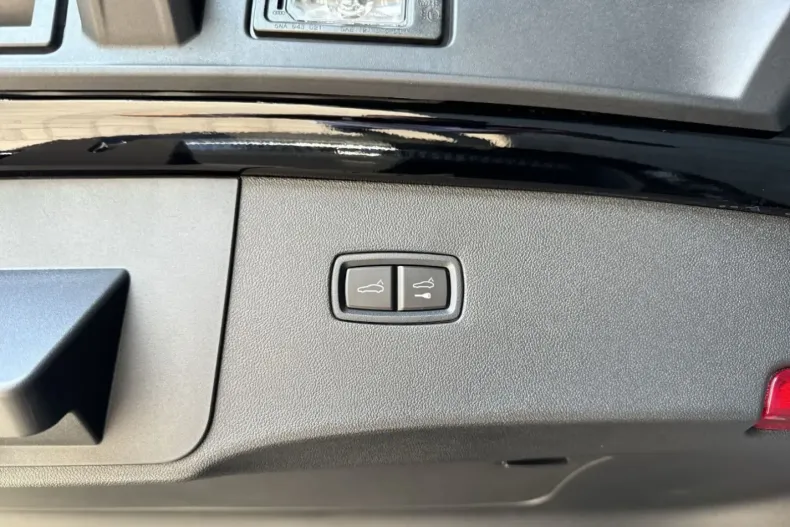 Porsche Cayenne din 2024 cu 9.900 km - oferta POR125325 - foto 16