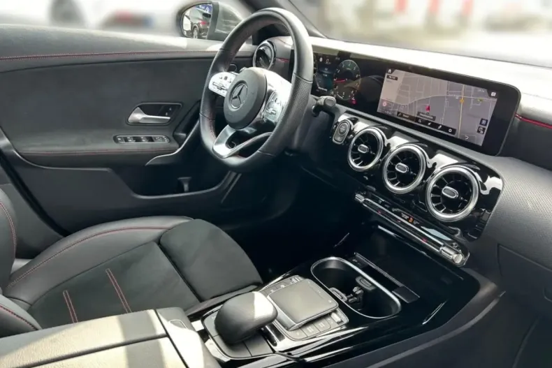 Mercedes-Benz CLA 35 AMG din 2023 cu 41.350 km - oferta MER125326 - foto 8