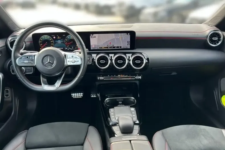 Mercedes-Benz CLA 35 AMG din 2023 cu 41.350 km - oferta MER125326 - foto 11