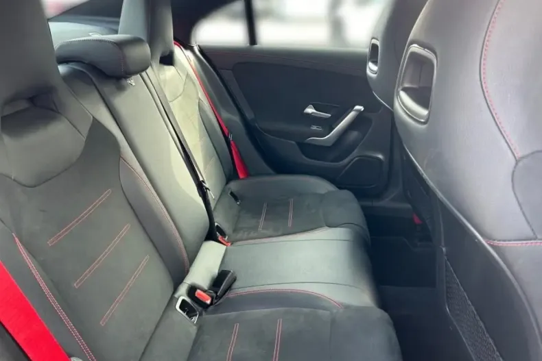 Mercedes-Benz CLA 35 AMG din 2023 cu 41.350 km - oferta MER125326 - foto 12