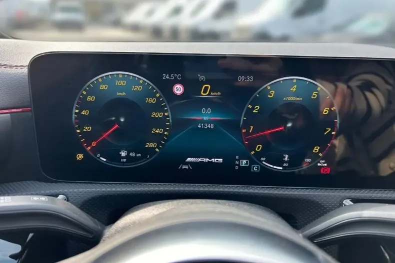 Mercedes-Benz CLA 35 AMG din 2023 cu 41.350 km - oferta MER125326 - foto 14