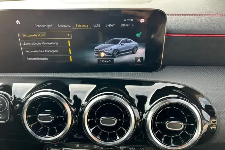 Mercedes-Benz CLA 35 AMG din 2023 cu 41.350 km - oferta MER125326 - foto 23