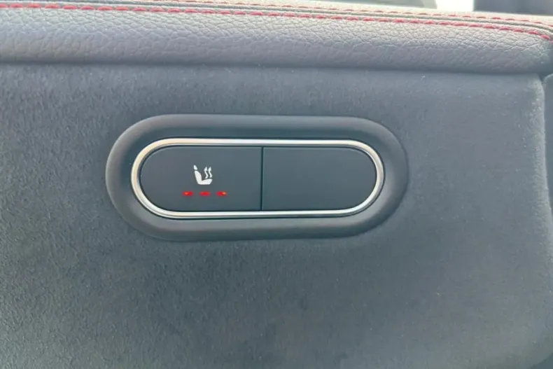 Mercedes-Benz CLA 35 AMG din 2023 cu 41.350 km - oferta MER125326 - foto 28