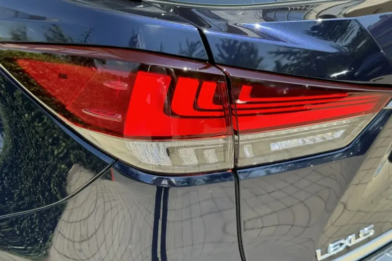 Lexus RX 450 din 2021 cu 83.600 km - oferta LEX125334 - foto 13