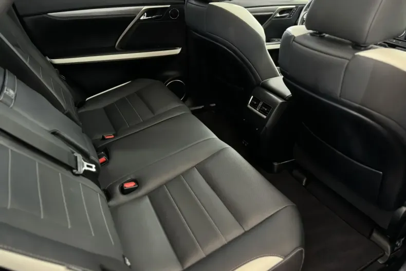 Lexus RX 450 din 2021 cu 83.600 km - oferta LEX125334 - foto 19