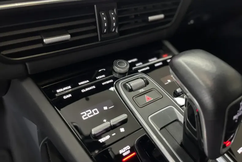 Porsche Cayenne din 2020 cu 64.200 km - oferta POR125335 - foto 17