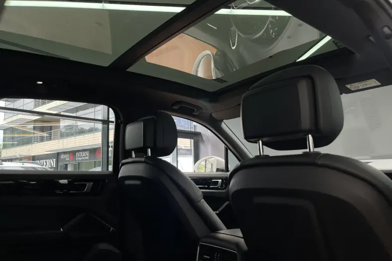 Porsche Cayenne din 2020 cu 64.200 km - oferta POR125335 - foto 32