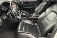 Porsche Cayenne din 2020 cu 64.200 km - oferta POR125335 - foto 37
