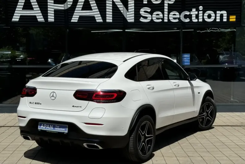Mercedes-Benz GLC 300 din 2021 cu 87.100 km - oferta MER125339 - foto 7