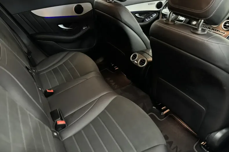 Mercedes-Benz GLC 300 din 2021 cu 87.100 km - oferta MER125339 - foto 23