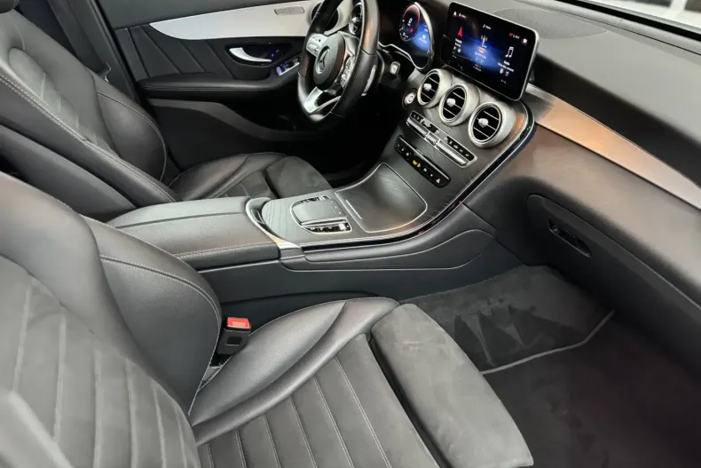 Mercedes-Benz GLC 300 din 2021 cu 87.100 km - oferta MER125339 - foto 28