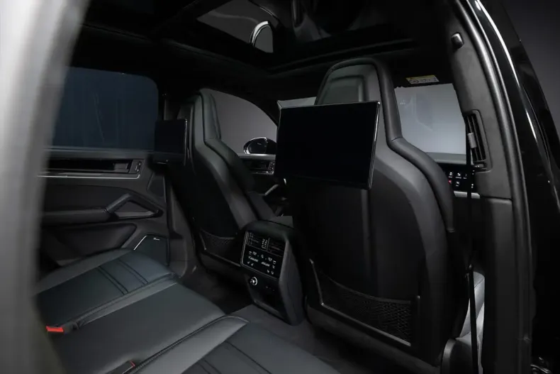 Porsche Cayenne din 2024 cu 1.150 km - oferta POR125341 - foto 15