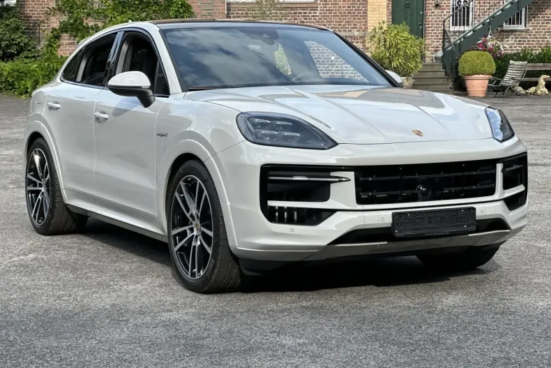 Porsche Cayenne din 2024 cu 8.800 km - oferta POR125344 - foto 3