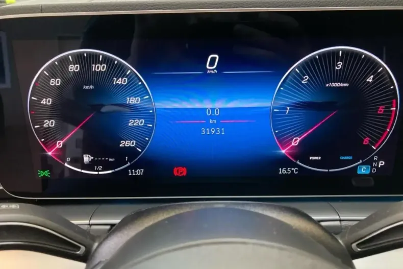 Mercedes-Benz GLE 300 din 2023 cu 31.900 km - oferta MER125350 - foto 5