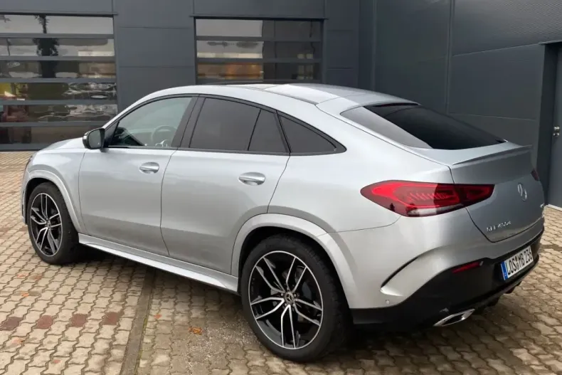 Mercedes-Benz GLE 400 din 2022 cu 6.148 km - oferta MER125351 - foto 2