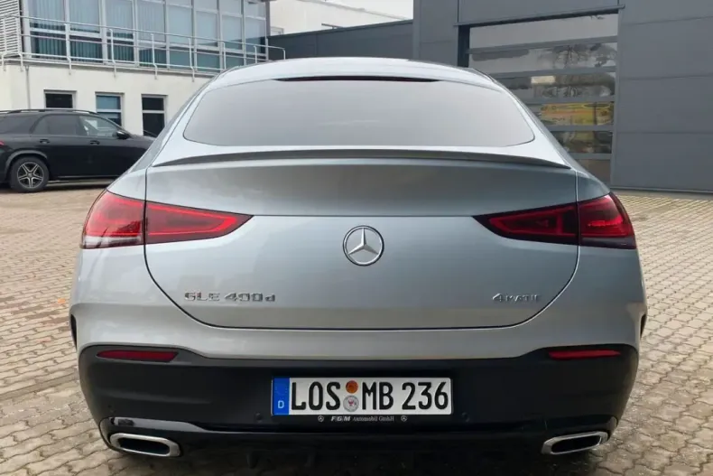 Mercedes-Benz GLE 400 din 2022 cu 6.148 km - oferta MER125351 - foto 3