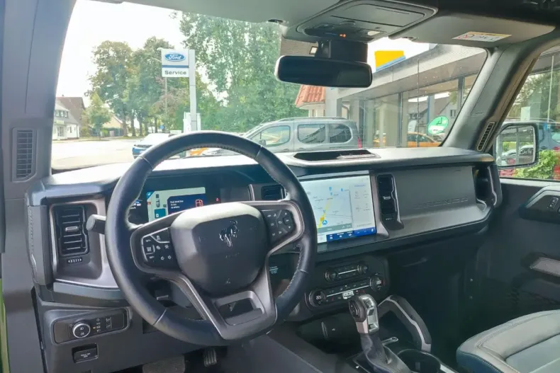 Ford Bronco din 2023 cu 4.990 km - oferta FOR125356 - foto 9