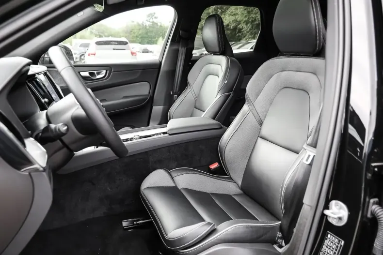 Volvo XC60 din 2023 cu 11.292 km - oferta VOL125357 - foto 7