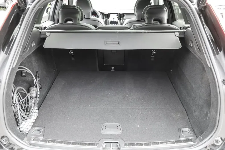 Volvo XC60 din 2023 cu 11.292 km - oferta VOL125357 - foto 15