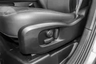 Land Rover Defender din 2023 cu 27.930 km - oferta LAN125363 - foto 14