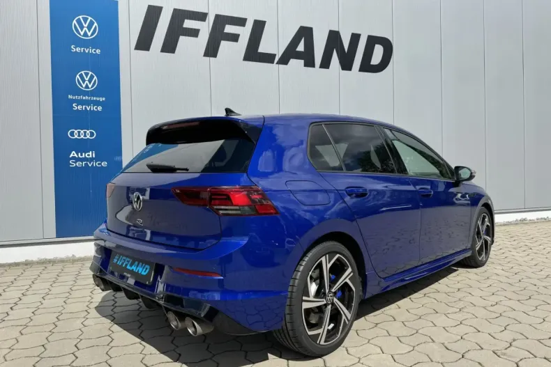 Volkswagen Golf din 2023 cu 8.966 km - oferta VOL125367 - foto 4