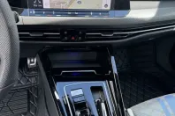 Volkswagen Golf din 2023 cu 8.966 km - oferta VOL125367 - foto 15