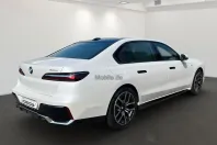 BMW 740 din 2023 cu 29.136 km - oferta BMW125368 - foto 6