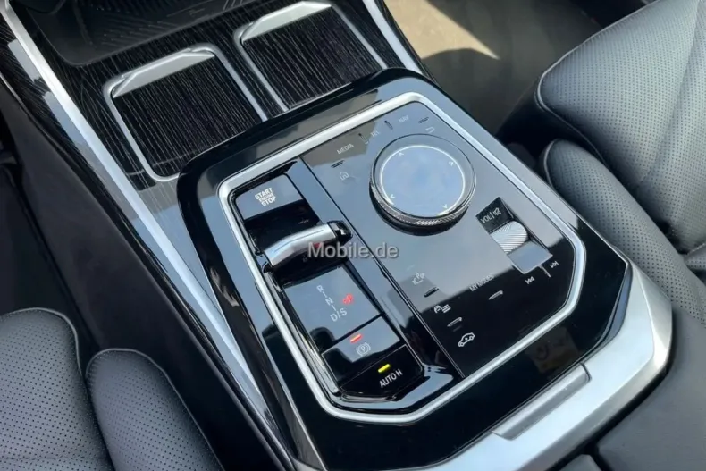BMW 740 din 2023 cu 29.136 km - oferta BMW125368 - foto 11