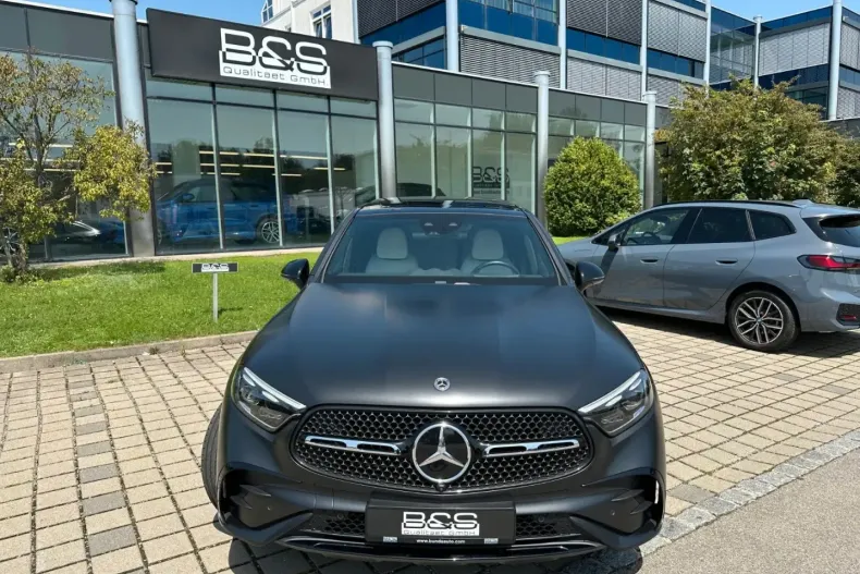 Mercedes-Benz GLC 300 din 2024 cu 18.170 km - oferta MER125370 - foto 3