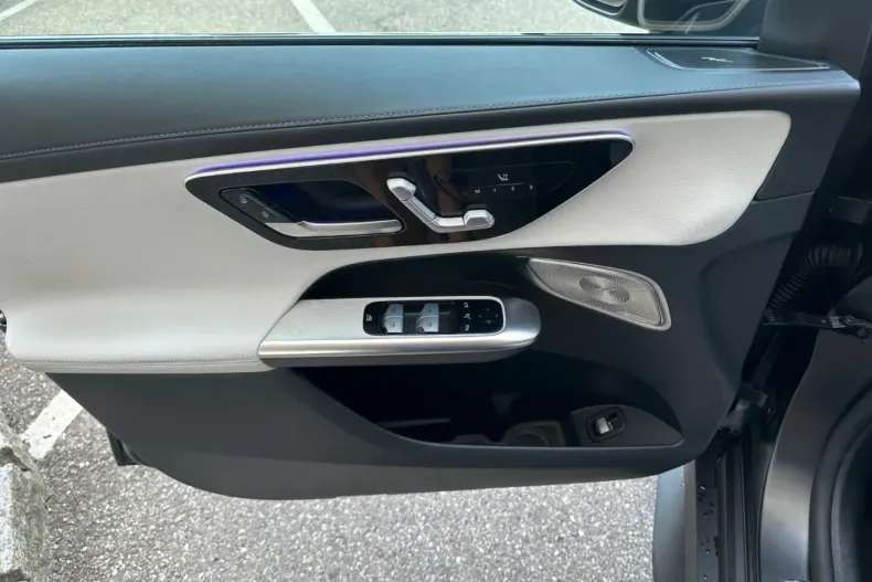 Mercedes-Benz GLC 300 din 2024 cu 18.170 km - oferta MER125370 - foto 19