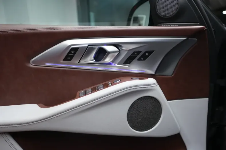 BMW XM din 2024 cu 7.950 km - oferta BMW125371 - foto 11