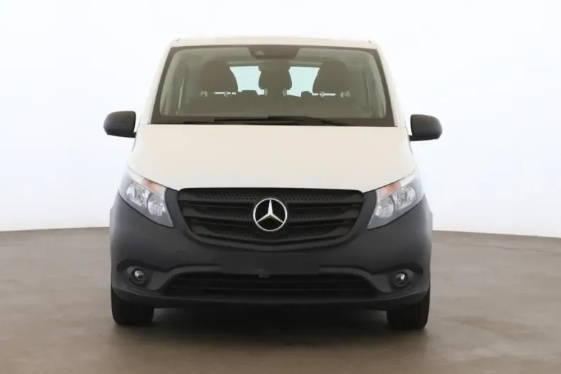 Mercedes-Benz Vito din 2023 cu 33.526 km - oferta MER125377 - foto 2