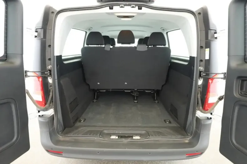 Mercedes-Benz Vito din 2023 cu 33.526 km - oferta MER125377 - foto 7