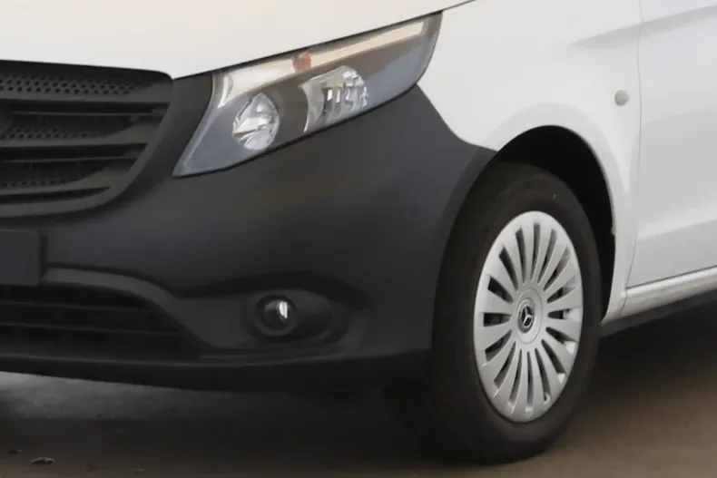 Mercedes-Benz Vito din 2023 cu 33.526 km - oferta MER125377 - foto 8