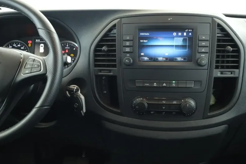 Mercedes-Benz Vito din 2023 cu 33.526 km - oferta MER125377 - foto 11