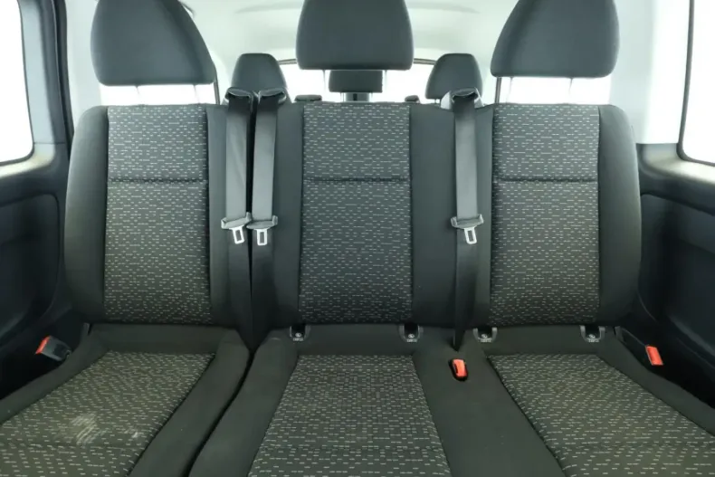 Mercedes-Benz Vito din 2023 cu 33.526 km - oferta MER125377 - foto 15