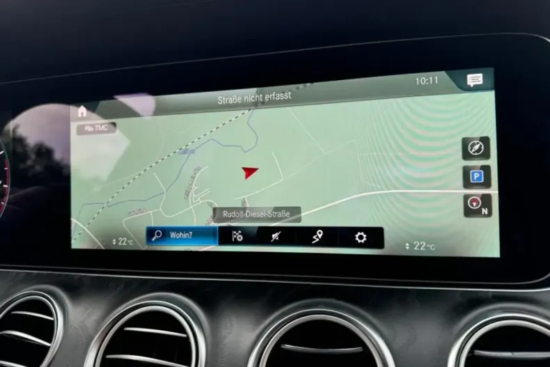 Mercedes-Benz E 200 din 2023 cu 22.400 km - oferta MER125378 - foto 12